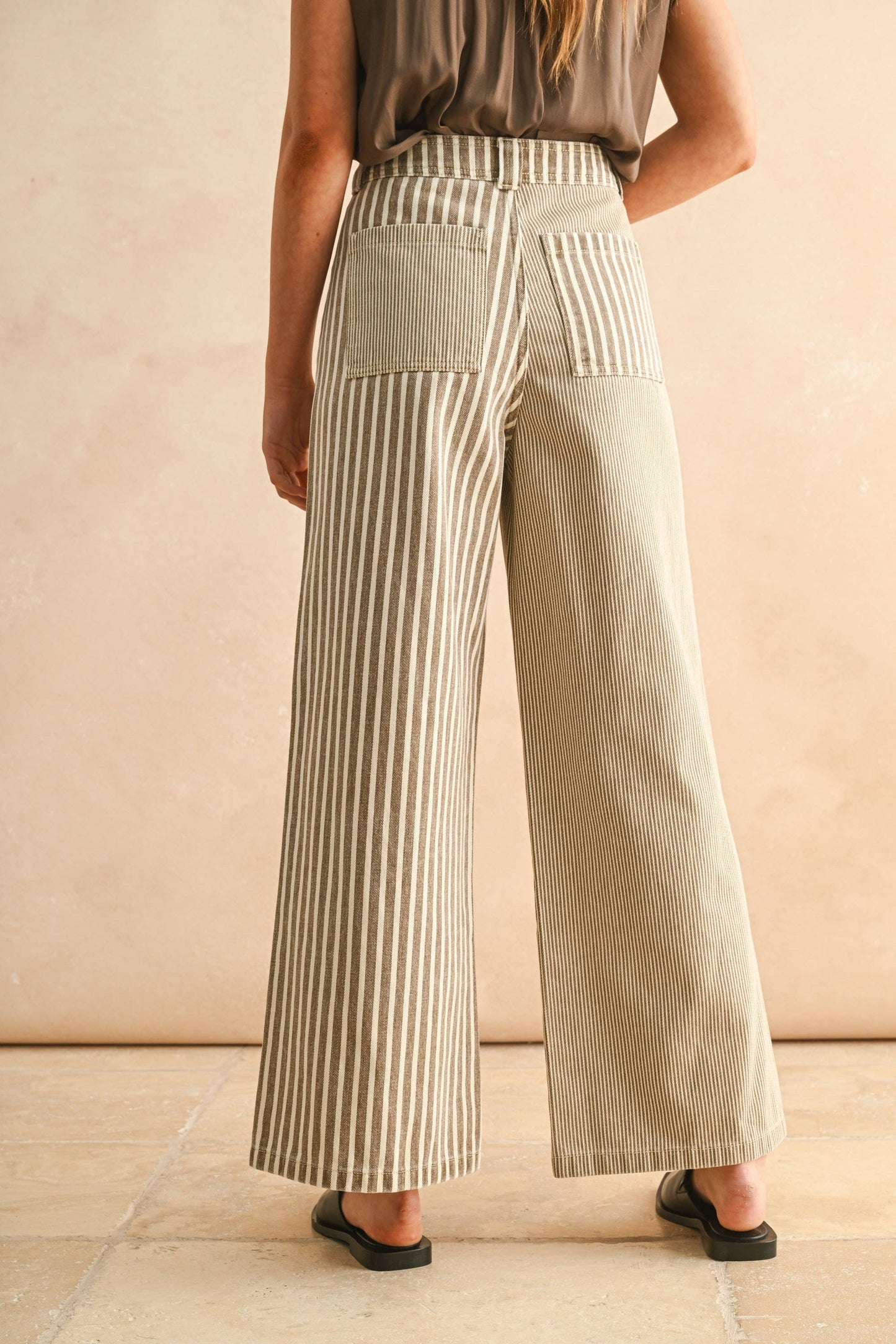 Tess Striped Wide Leg Ankle Length Pants