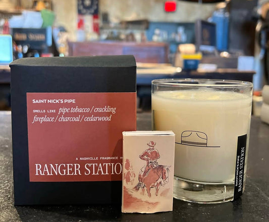 Saint Nick's Pipe Candle